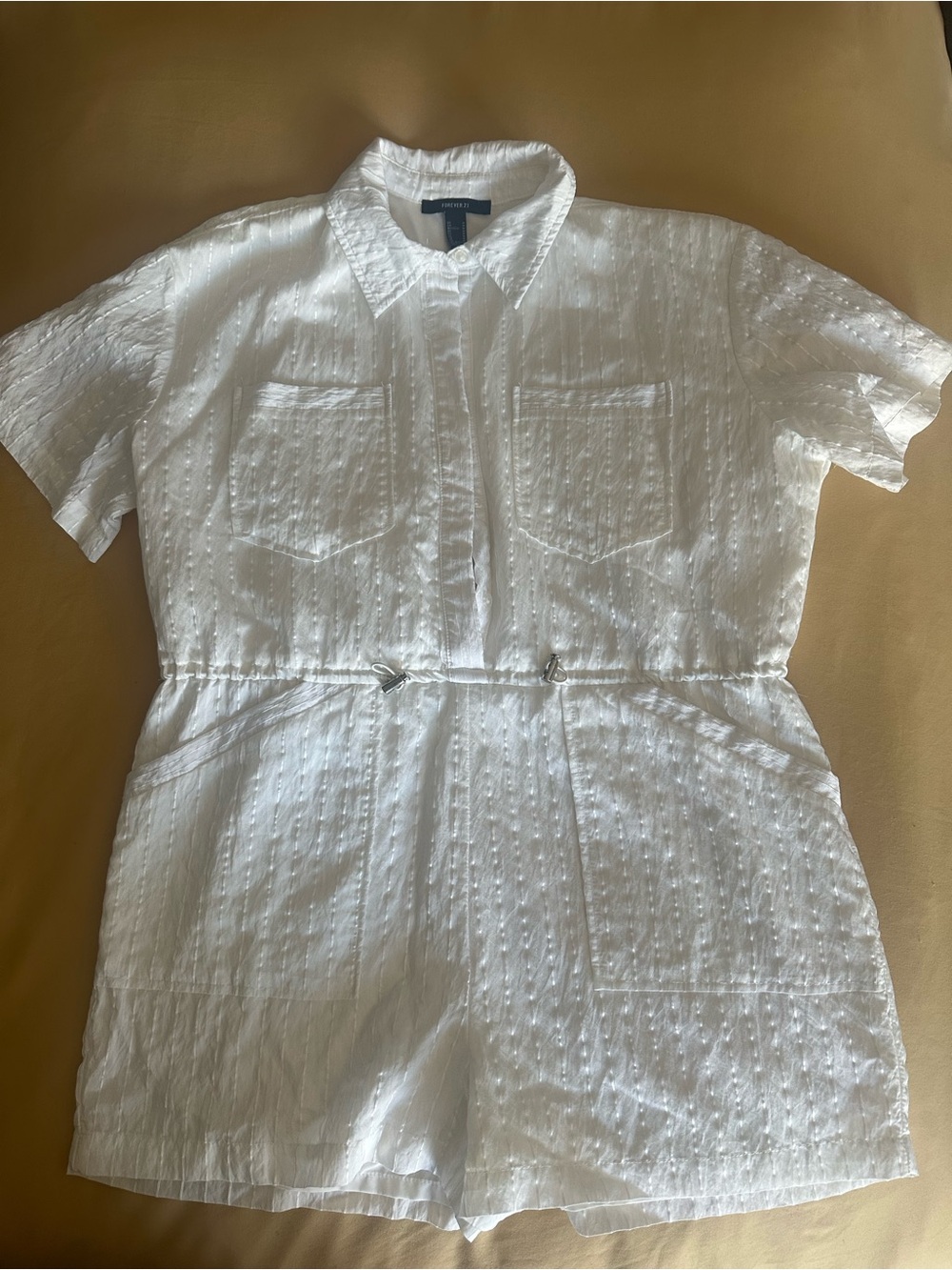 Forever 21 Black and White Label Tag